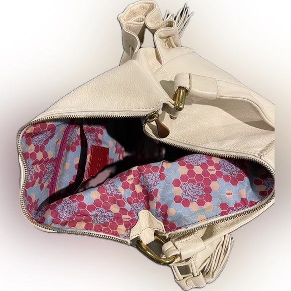 Hobo International cream fringe leather gold hardware handbag purse - Picture 3 of 16